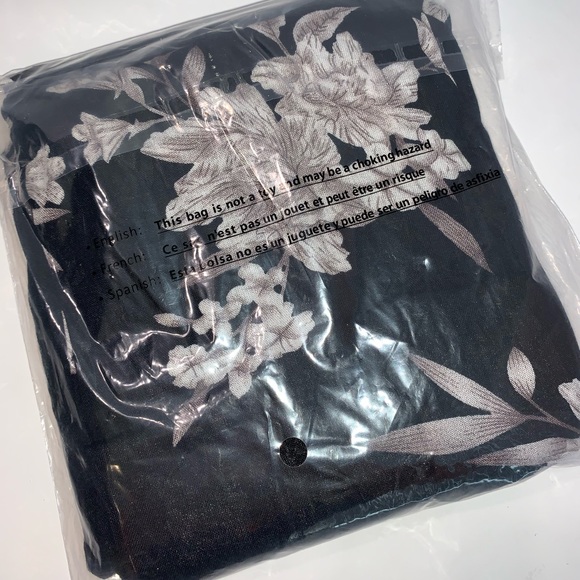 Spiritual Gangster Maya Floral Kimono - Picture 2 of 7